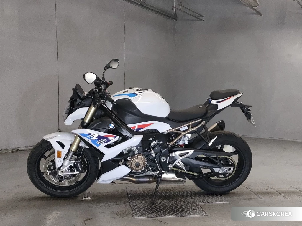 Проданный BMW S1000R M PACKAGE 2022 из Японии