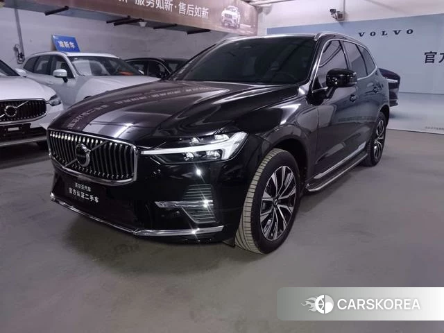 Volvo XC60 2023 Черный из Китая, фото 2