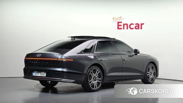 Hyundai Grandeur Hybrid (GN7) id 4940827 из Кореи 12