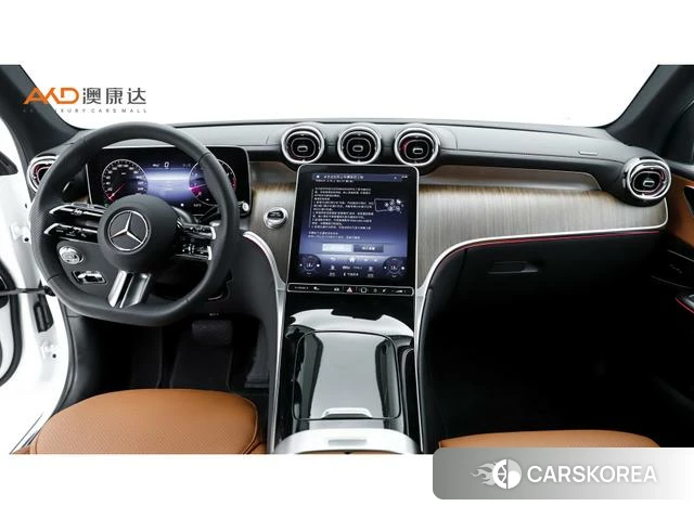 Mercedes-Benz GLC 2024 Белый из Китая, фото 2