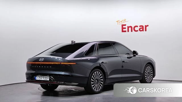 Hyundai Grandeur (GN7) id 4193971 из Кореи 12