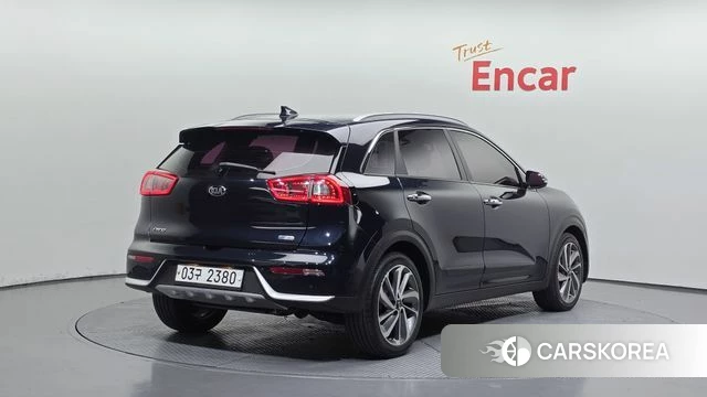 Kia Niro id 4430582 из Кореи 12