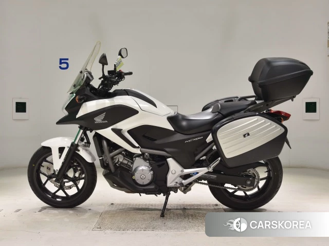 Проданный Honda NC700X LD DCT 2013 из Японии, фото 2