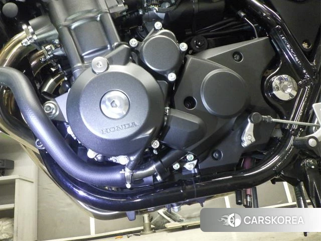 Engine photo