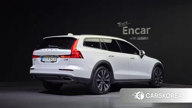 Volvo V60 Cross-Country 2nd Generation id 3328871 из Кореи 12