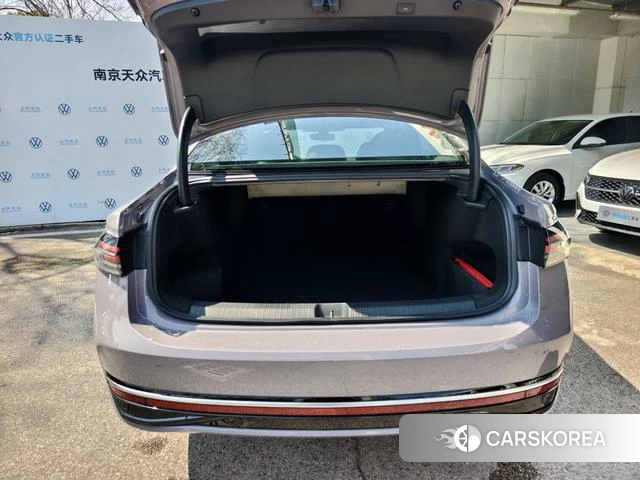 Volkswagen Passat 2024 Другой из Китая, фото 2