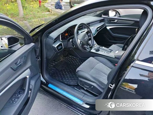 Audi A6L PHEV 2021 Черный из Китая, фото 2