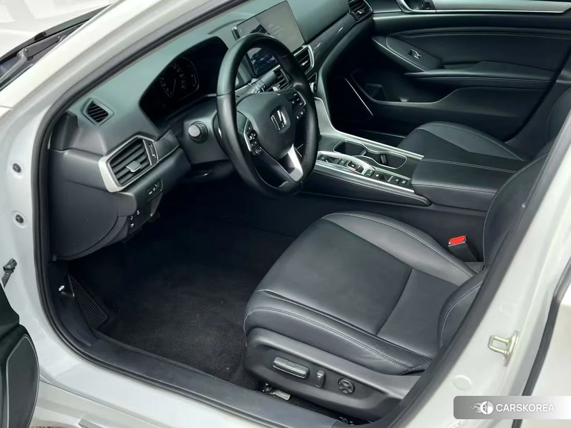Honda Accord id 4468068 из Китая 12