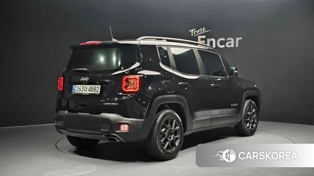 Jeep Renegade id 3865731 из Кореи 12