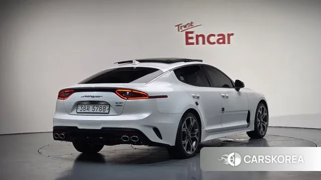 Kia Stinger id 3112706 из Кореи 12