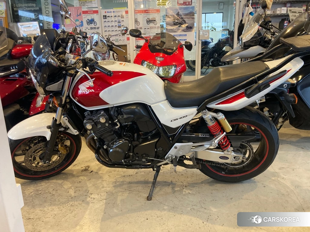 Проданный Honda CB400SF ABS 2014 из Японии