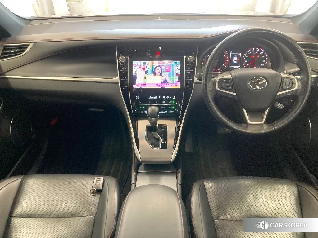 Toyota Harrier 2018 из Японии, фото 2