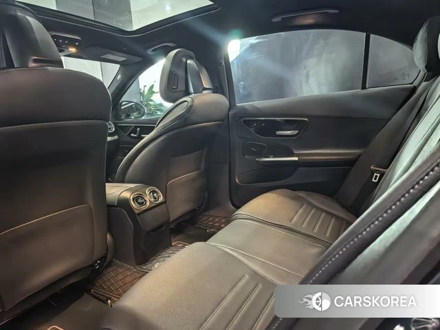 Mercedes-Benz Class C 2022 Зеленый из Китая, фото 2