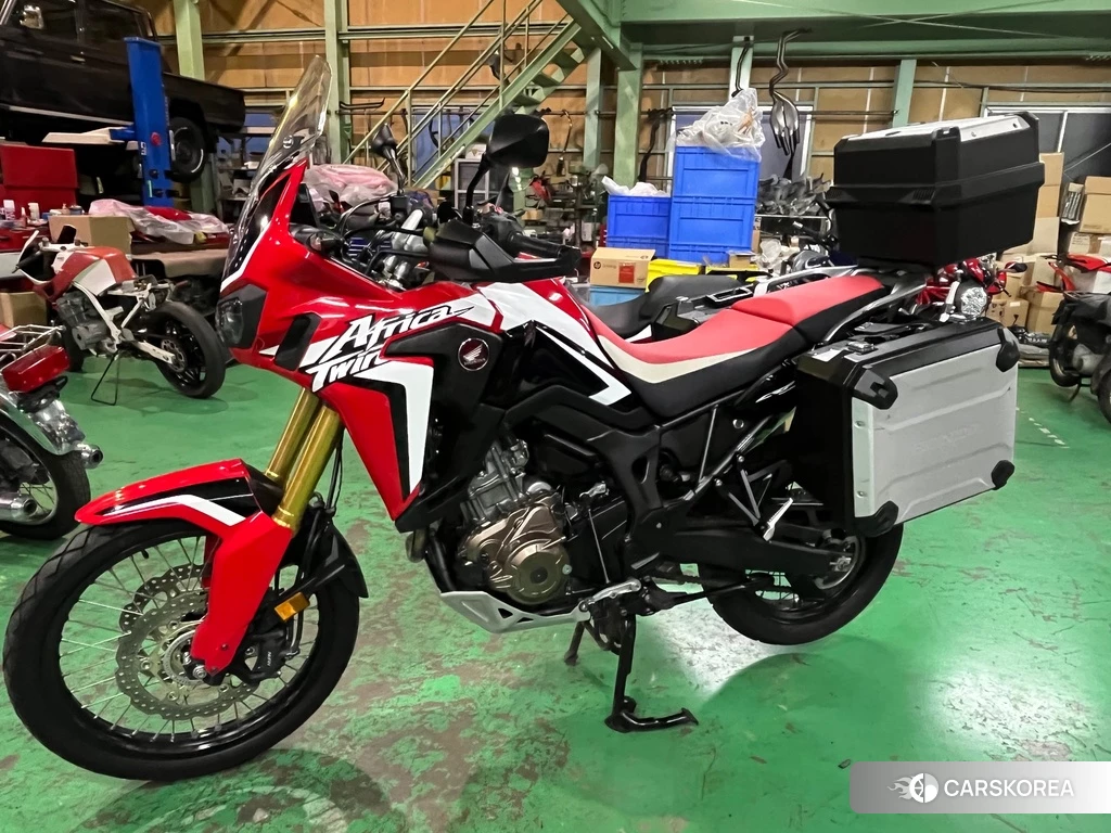 Проданный Honda CRF1000L AFRICA TWIN 2016 из Японии, фото 2