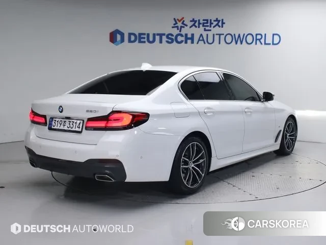 BMW 5 Series (G30) id 3305478 из Кореи 12