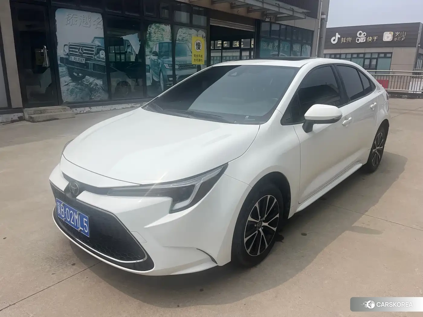 Toyota Levin 2023 Белый из Китая, фото 4