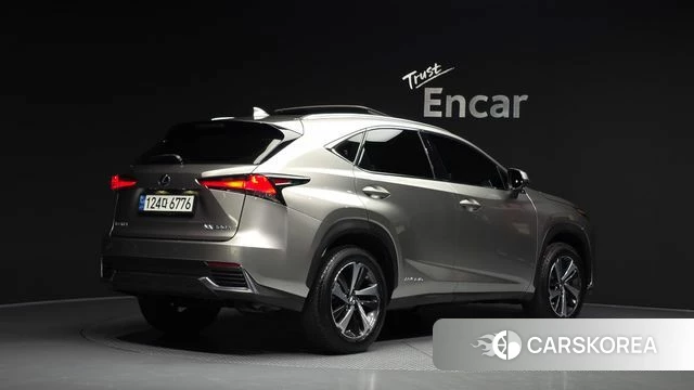 Lexus NX300h id 4355767 из Кореи 12