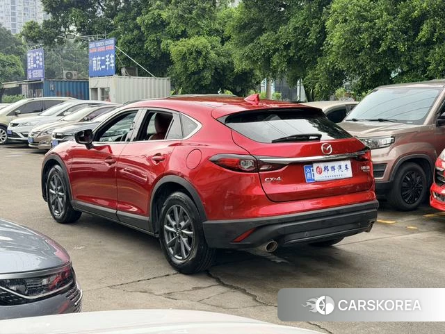 Mazda CX-4 2021 Красный из Китая, фото 3