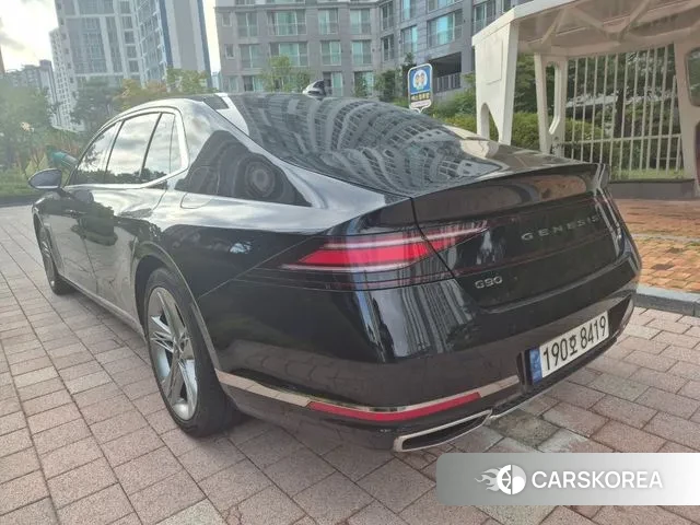 Genesis G90 (RS4) 2022 Черный из Кореи, фото 2