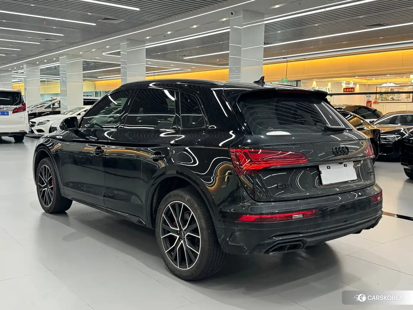 Audi Q5L 2024 Черный из Китая, фото 2