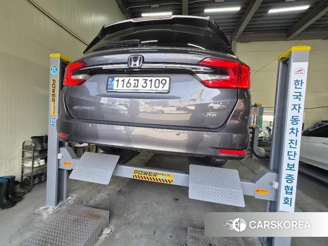 Honda Odyssey 2022 Серый из Кореи, фото 2