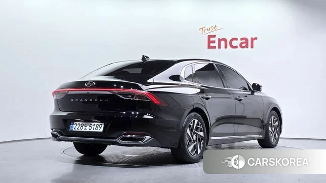 Hyundai The New Grandeur IG Hybrid id 4469616 из Кореи 12
