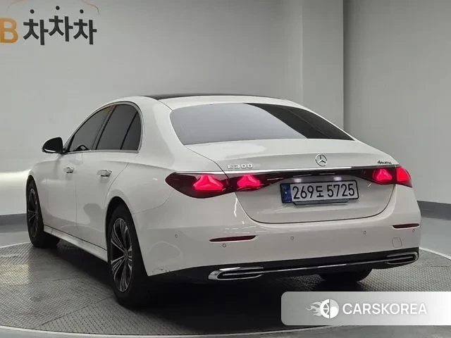 Mercedes-Benz E-Class W214 id 3528286 из Кореи 12