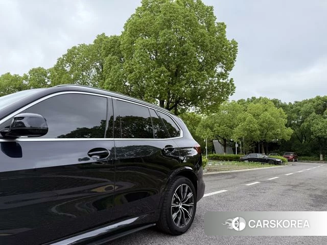 BMW X5 id 4374546 из Китая 9