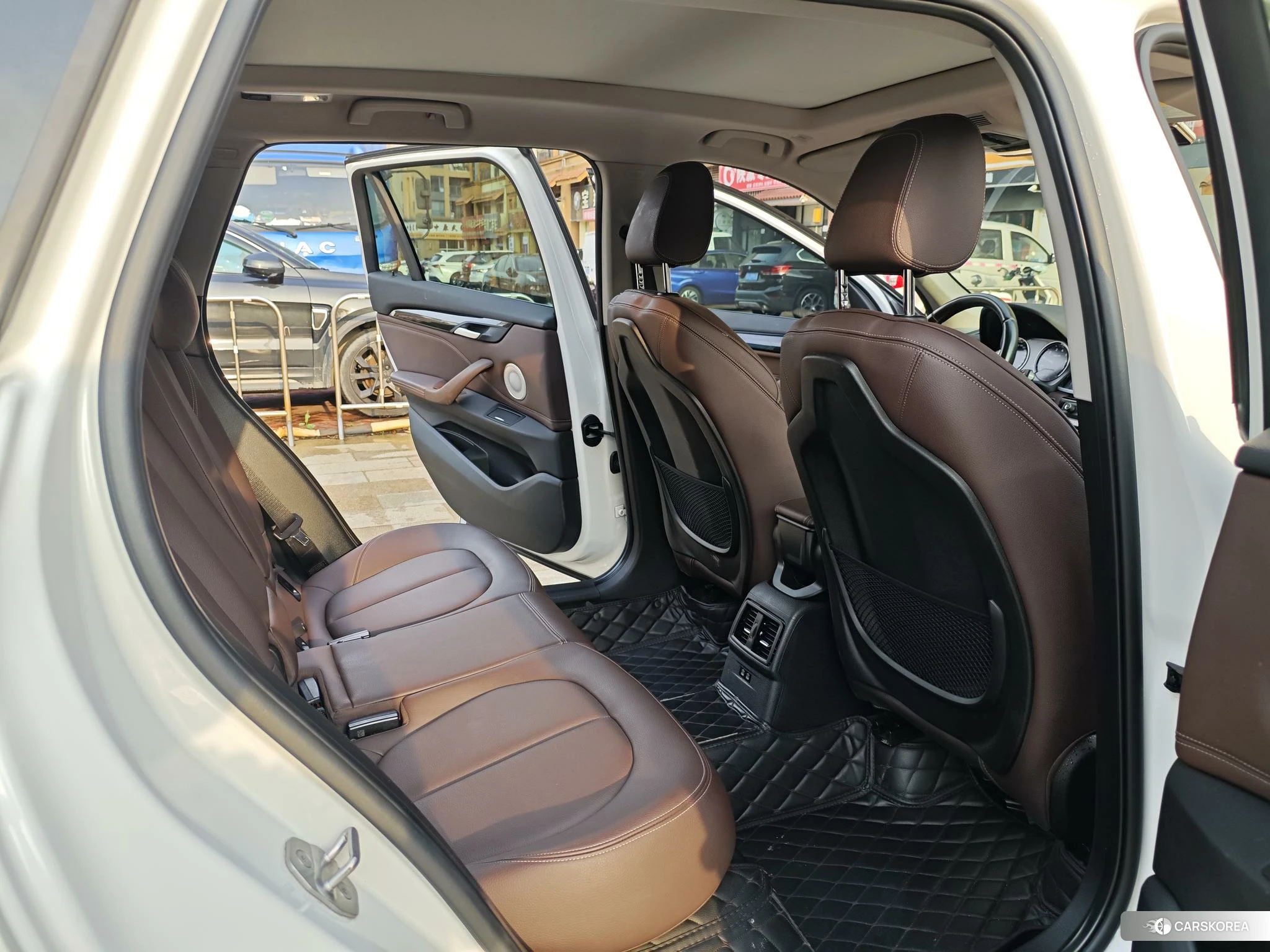 BMW X1 2021 Белый из Китая, фото 4