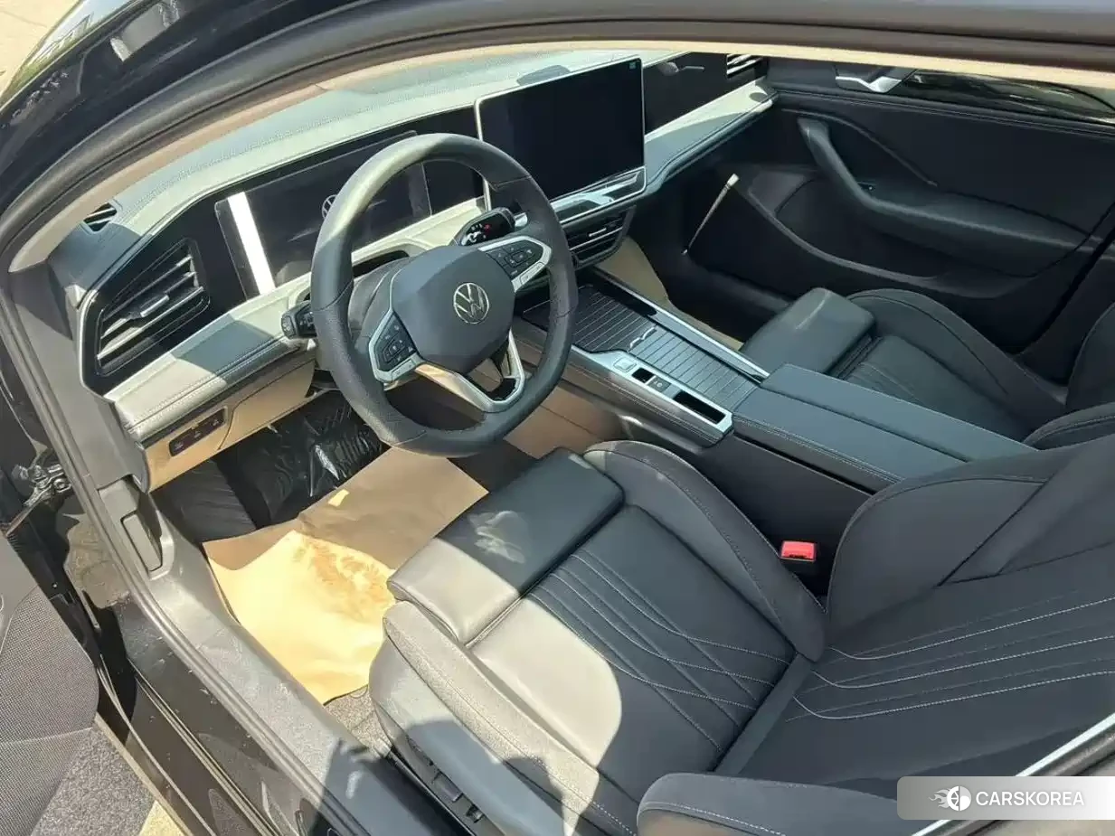 Volkswagen Magotan 2026 Черный из Китая, фото 2