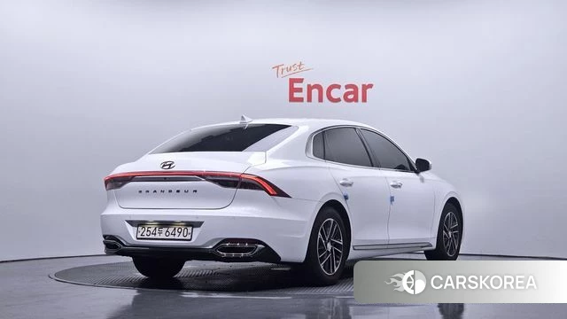 Hyundai The New Grandeur IG id 4019547 из Кореи 12