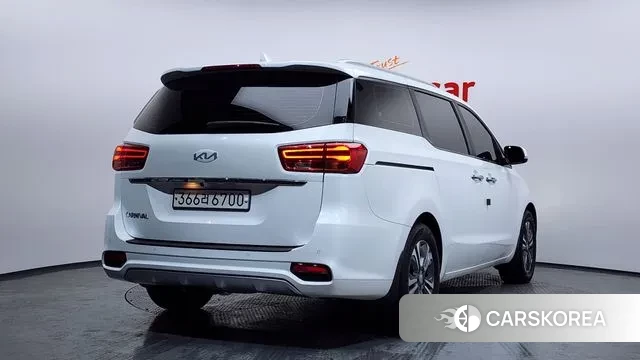 Kia The New Carnival id 3525843 из Кореи 12