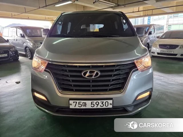 Hyundai The New Grand Starex id 3374699 из Кореи 12