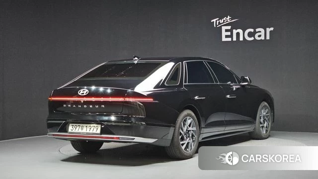 Hyundai Grandeur (GN7) id 4469407 из Кореи 12