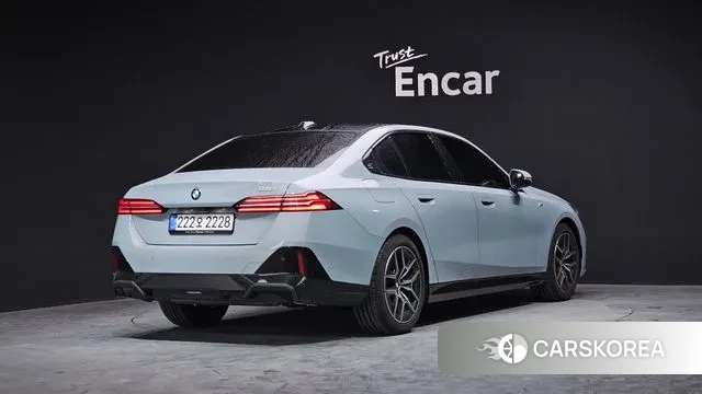 BMW 5 Series (G60) id 3507231 из Кореи 12