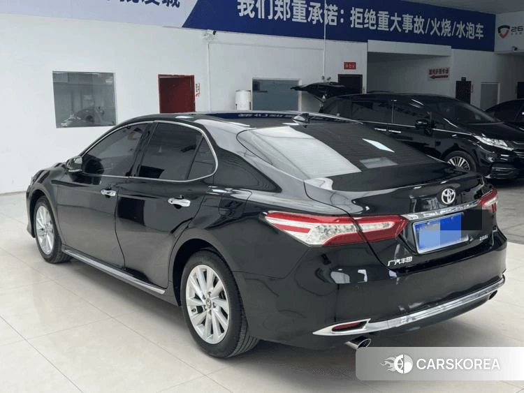 Toyota Camry 2023 Черный из Китая, фото 2