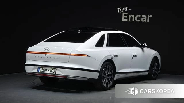 Hyundai Grandeur (GN7) id 4571694 из Кореи 12
