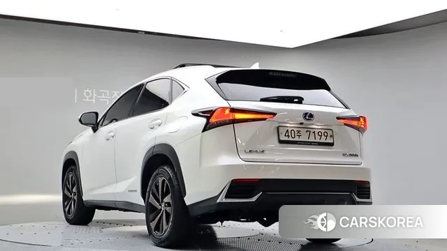 Lexus NX300h id 2961652 из Кореи 12