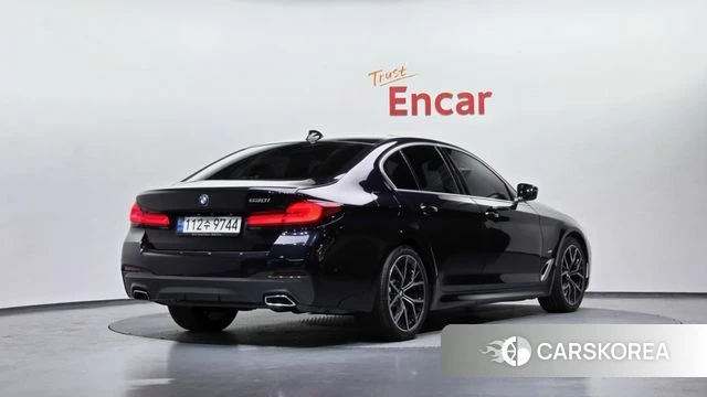 BMW 5 Series (G30) id 3941734 из Кореи 12