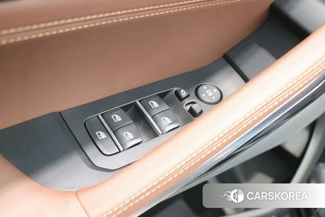 BMW X6 id 4210531 из Китая 12