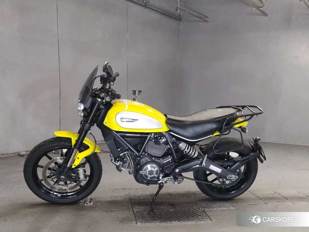 Проданный Ducati SCRAMBLER ICON 2015 из Японии, фото 2