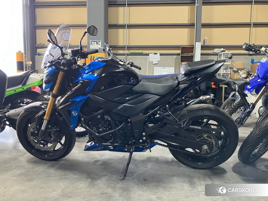 Проданный Suzuki GSX-S750 2017 из Японии, фото 2
