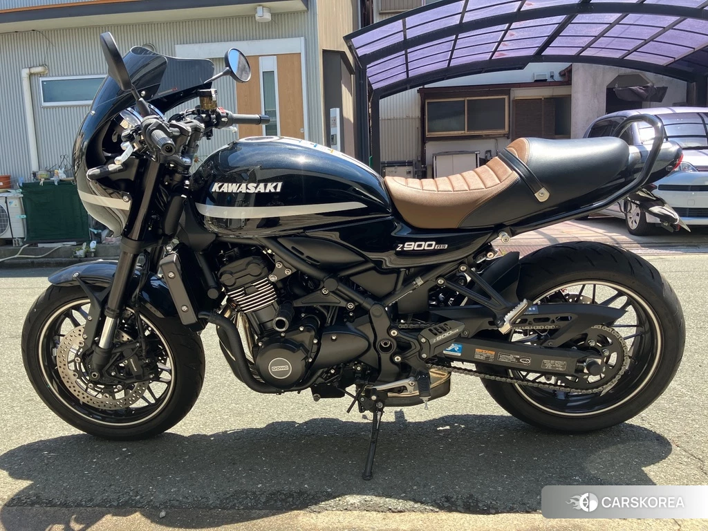 Проданный Kawasaki Z900RS CAFE 2021 из Японии