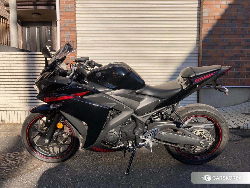 Проданный Yamaha YZF-R25 2015 из Японии