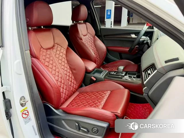 Audi Q5L Sportback 2022 Белый из Китая, фото 2
