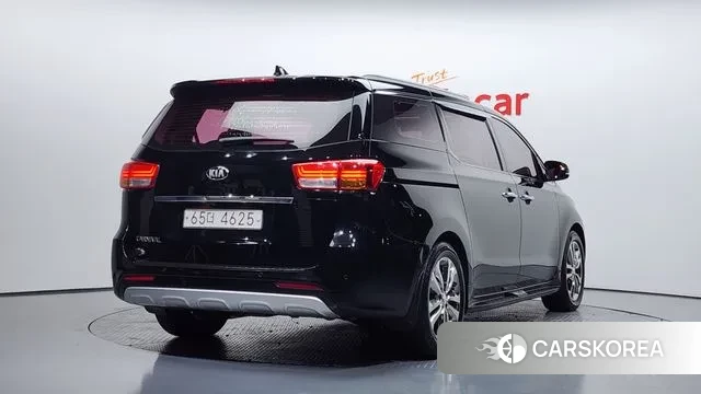 Kia All New Carnival id 3647393 из Кореи 12