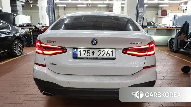 BMW 6 Series GT (G32) 2022 Белый из Кореи, фото 2