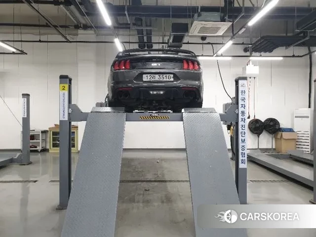 Ford Mustang 2019 Серый из Кореи, фото 2