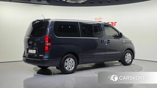 Hyundai The New Grand Starex id 4318250 из Кореи 12