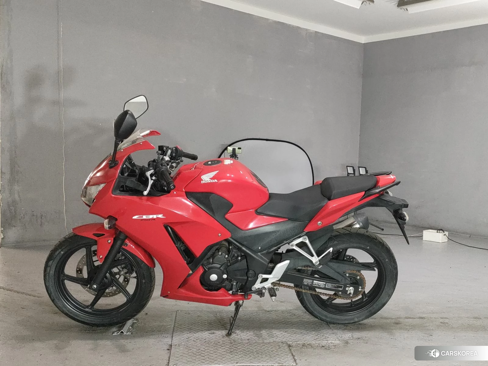 Проданный Honda CBR250R 2015 из Японии